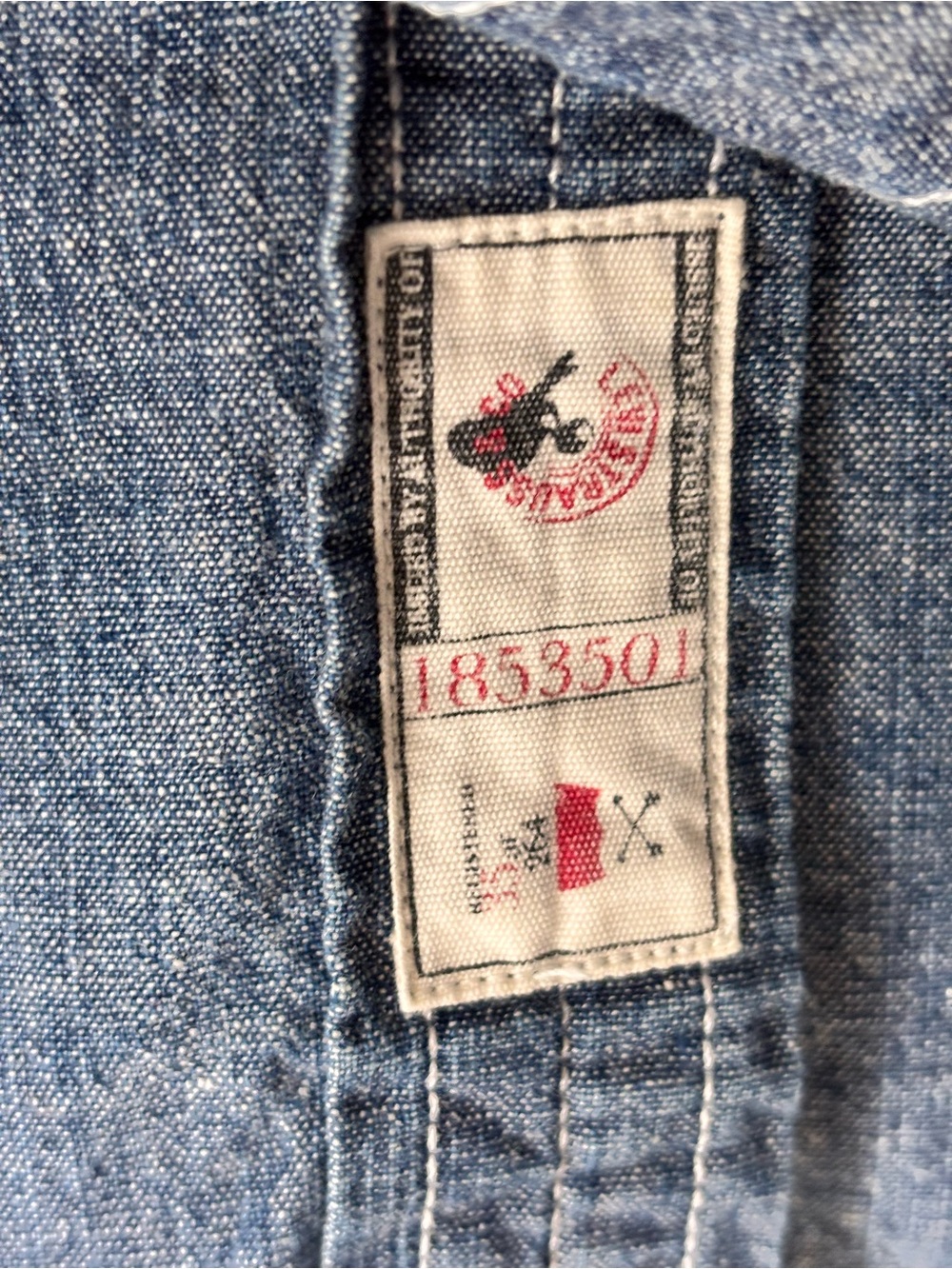Vtg. 90’s Levi’s Limited Edition Chambray Denim  Snap Western Shirt XL - Picture 8 of 10